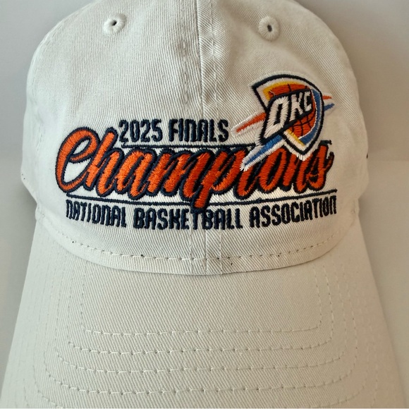Oklahoma City Thunder NBA New Era Adjustable Strapback Hat 2025 Finals - Picture 7 of 12